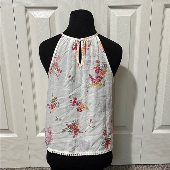 Floral Halter Neck Top - White and Pink - Picture 3 of 6